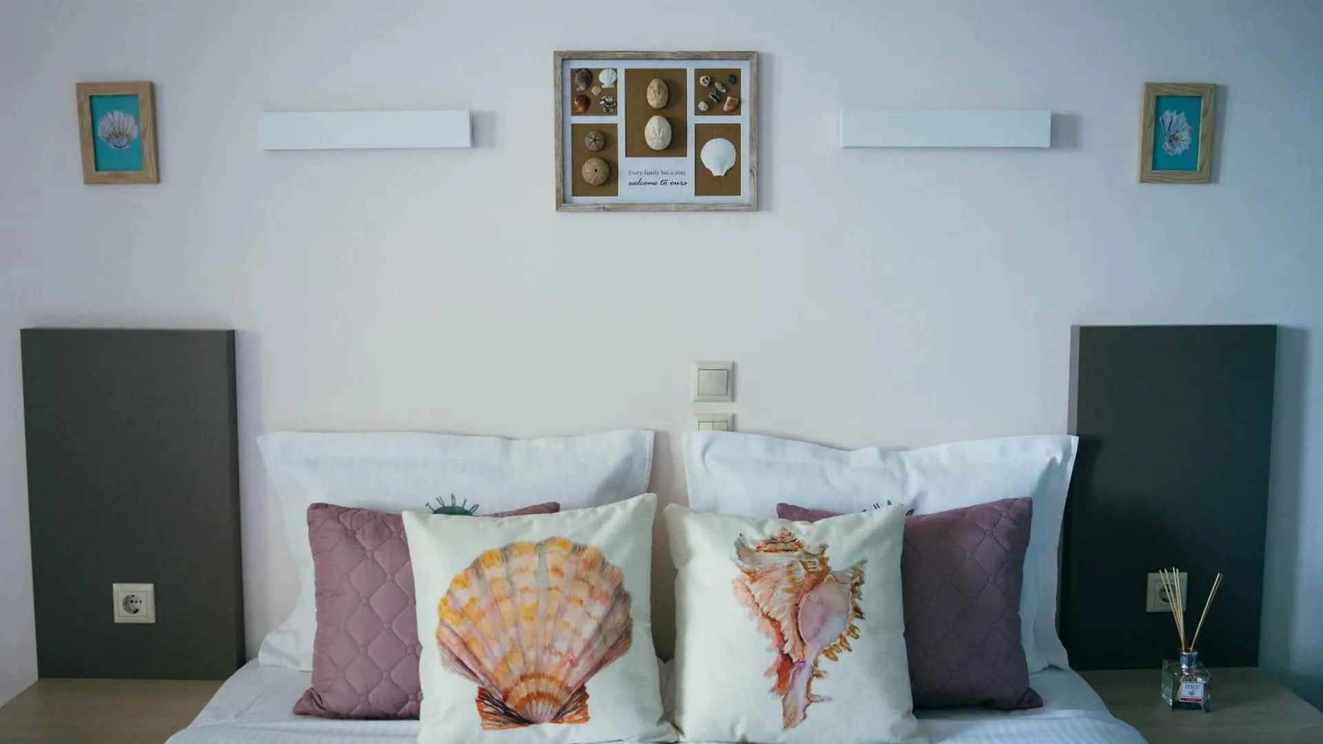 Drenia Studios Amolianí Apartmán
